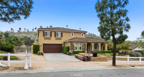 $1,250,000 - 5Br/3Ba -  for Sale in Norco