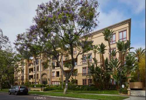 $1,950,000 - 2Br/3Ba -  for Sale in Beverly Hills