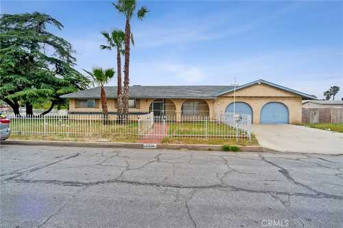 $499,900 - 3Br/2Ba -  for Sale in Fontana