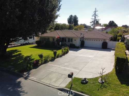 $1,828,000 - 3Br/3Ba -  for Sale in Arcadia