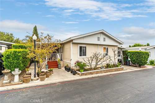 $299,000 - 5Br/3Ba -  for Sale in Anaheim