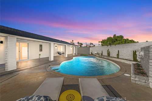 $1,099,000 - 3Br/2Ba -  for Sale in Palm Springs