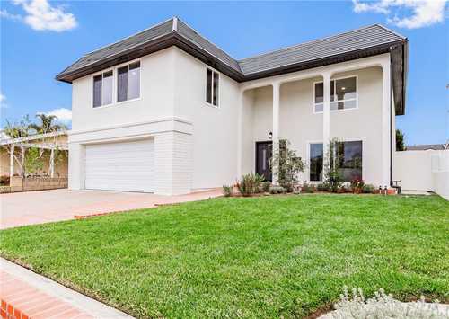 $1,765,000 - 5Br/3Ba -  for Sale in College Park (colp), Seal Beach
