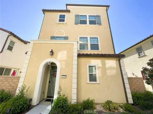 $709,000 - 3Br/4Ba -  for Sale in Chino