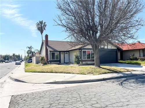 $639,000 - 3Br/2Ba -  for Sale in Fontana