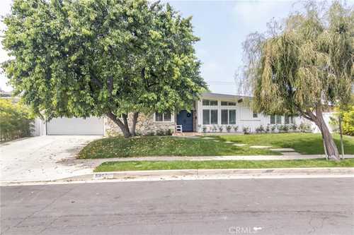 $1,639,000 - 3Br/2Ba -  for Sale in Woodland Hills