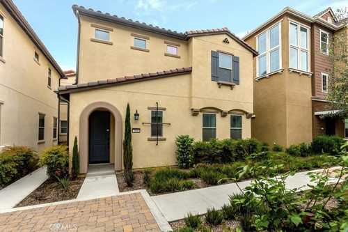 $702,888 - 4Br/3Ba -  for Sale in Chino