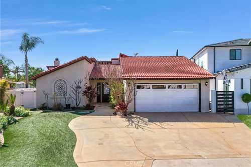 $1,297,000 - 3Br/2Ba -  for Sale in Canyon Lake