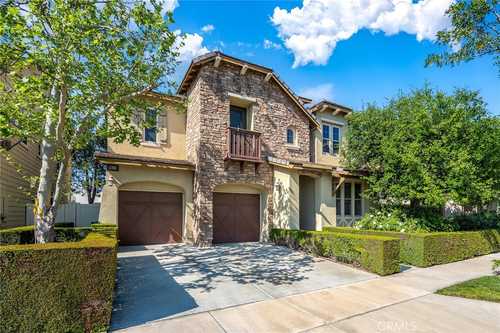 $880,000 - 5Br/4Ba -  for Sale in Chino