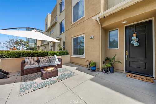 $1,189,000 - 3Br/4Ba -  for Sale in Hawthorne