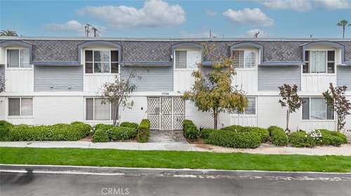 $500,000 - 2Br/2Ba -  for Sale in ,newport Loma, Long Beach