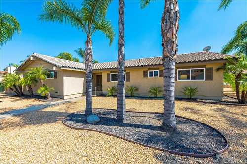 $610,000 - 3Br/2Ba -  for Sale in Canyon Lake