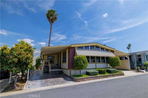 $260,000 - 3Br/2Ba -  for Sale in Compton