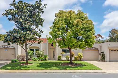 $850,000 - 2Br/2Ba -  for Sale in Leisure World (lw), Laguna Woods
