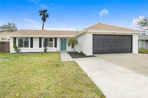 $599,000 - 3Br/2Ba -  for Sale in Fontana