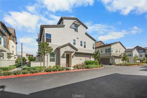 $658,000 - 4Br/3Ba -  for Sale in Rancho Cucamonga