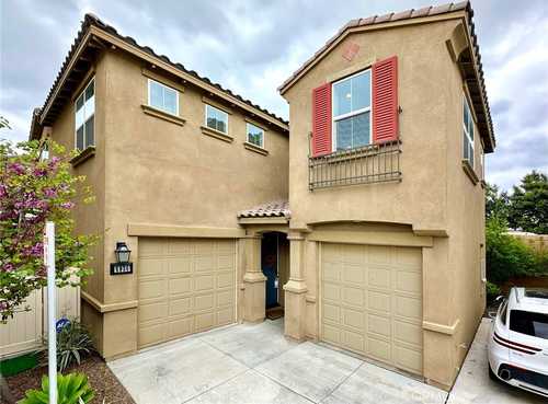 $699,000 - 4Br/3Ba -  for Sale in Chino