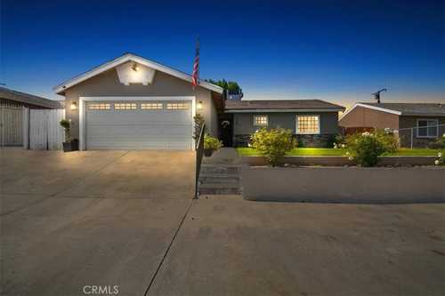 $675,000 - 3Br/2Ba -  for Sale in Norco
