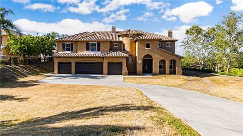 $1,839,900 - 5Br/6Ba -  for Sale in ,crown Ranch, Corona