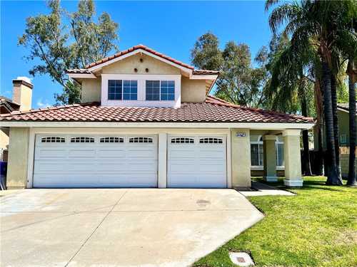 $788,000 - 4Br/3Ba -  for Sale in Fontana