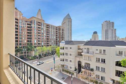 $1,029,000 - 2Br/3Ba -  for Sale in San Diego