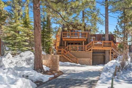 $724,999 - 4Br/3Ba -  for Sale in Big Bear Lake