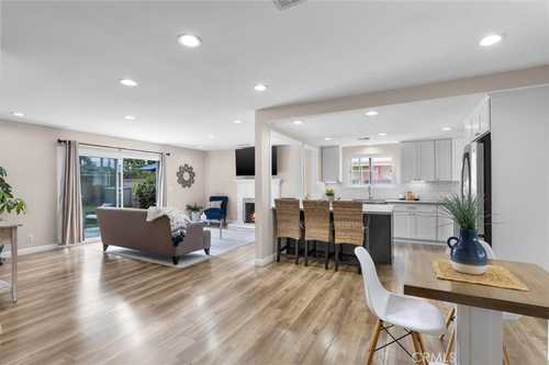 $1,085,000 - 3Br/2Ba -  for Sale in Stratford Homes I (sth1), Fountain Valley