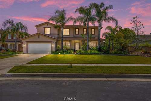 $1,200,000 - 5Br/4Ba -  for Sale in Rancho Cucamonga