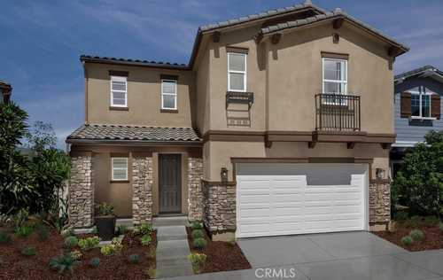 $1,253,708 - 3Br/3Ba -  for Sale in Trenton Heights (trent), Newhall