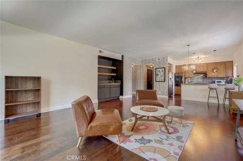 $690,000 - 2Br/2Ba -  for Sale in Los Angeles