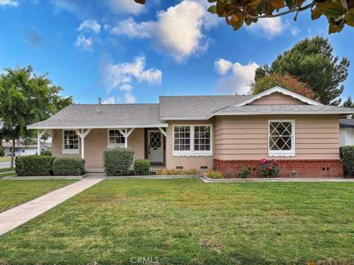 $825,000 - 3Br/2Ba -  for Sale in ,unknown, Fullerton