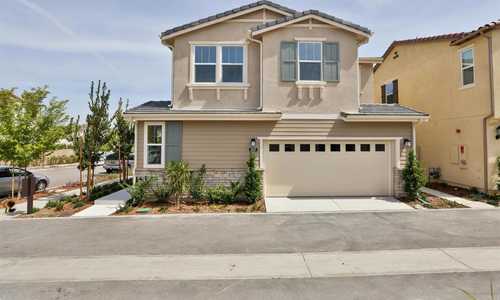 $6,000 - 4Br/3Ba -  for Sale in Carlsbad
