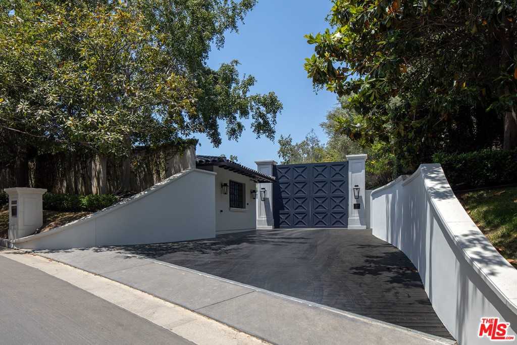 $64,950,000 - 8Br/12Ba -  for Sale in Los Angeles