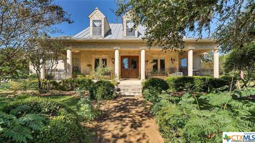 $979,000 - 4Br/4Ba -  for Sale in River Chase 2, New Braunfels