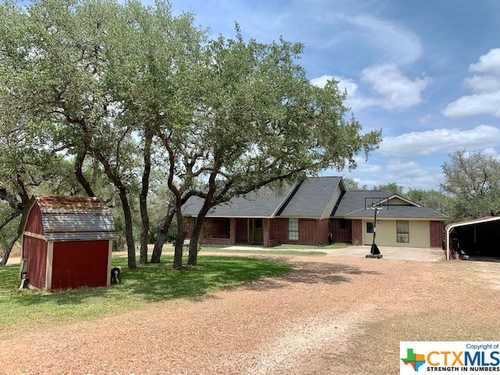 $520,000 - 4Br/3Ba -  for Sale in Canyon Estate #1, Goliad