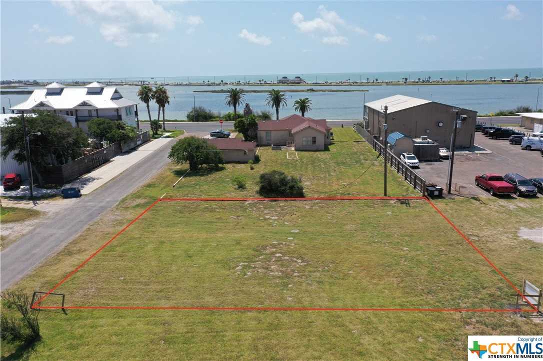 View Rockport, TX 78382 property