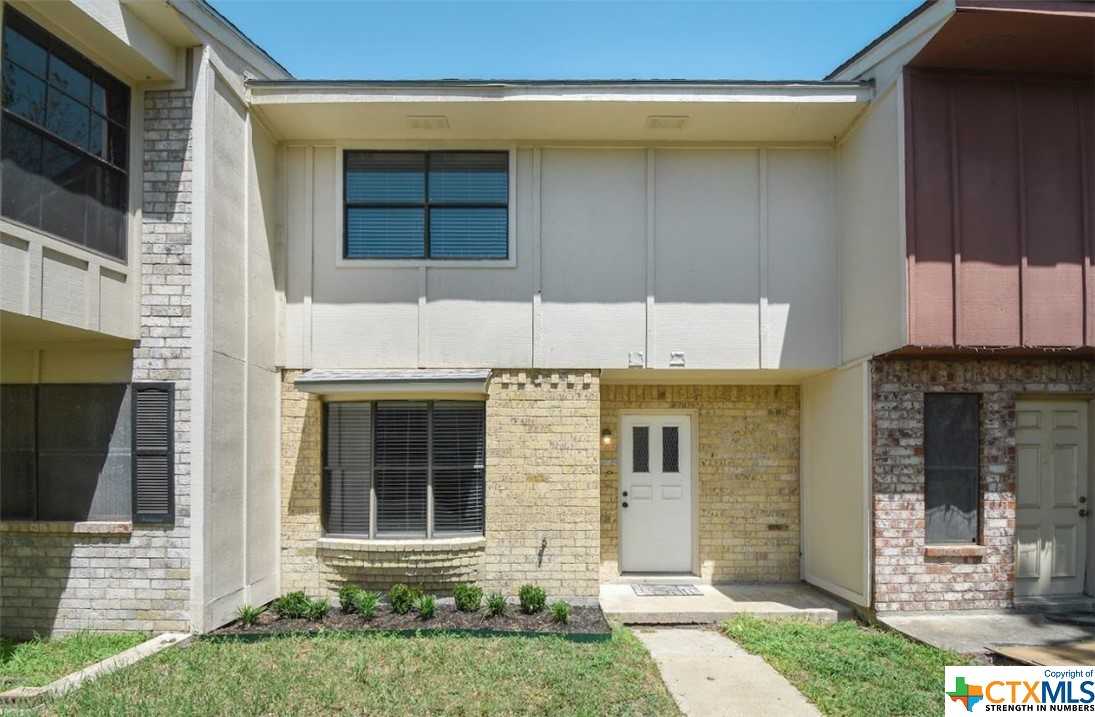 View Victoria, TX 77901 townhome