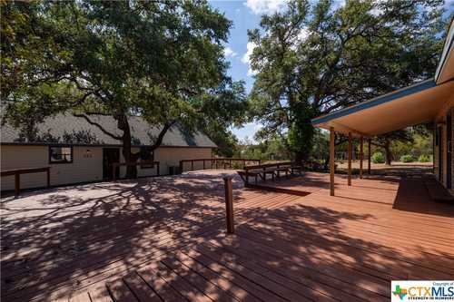 $495,000 - 3Br/3Ba -  for Sale in Canyon Spgs Resort 1, Canyon Lake
