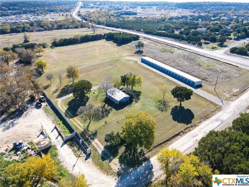 $750,000 - Br/Ba -  for Sale in Belton