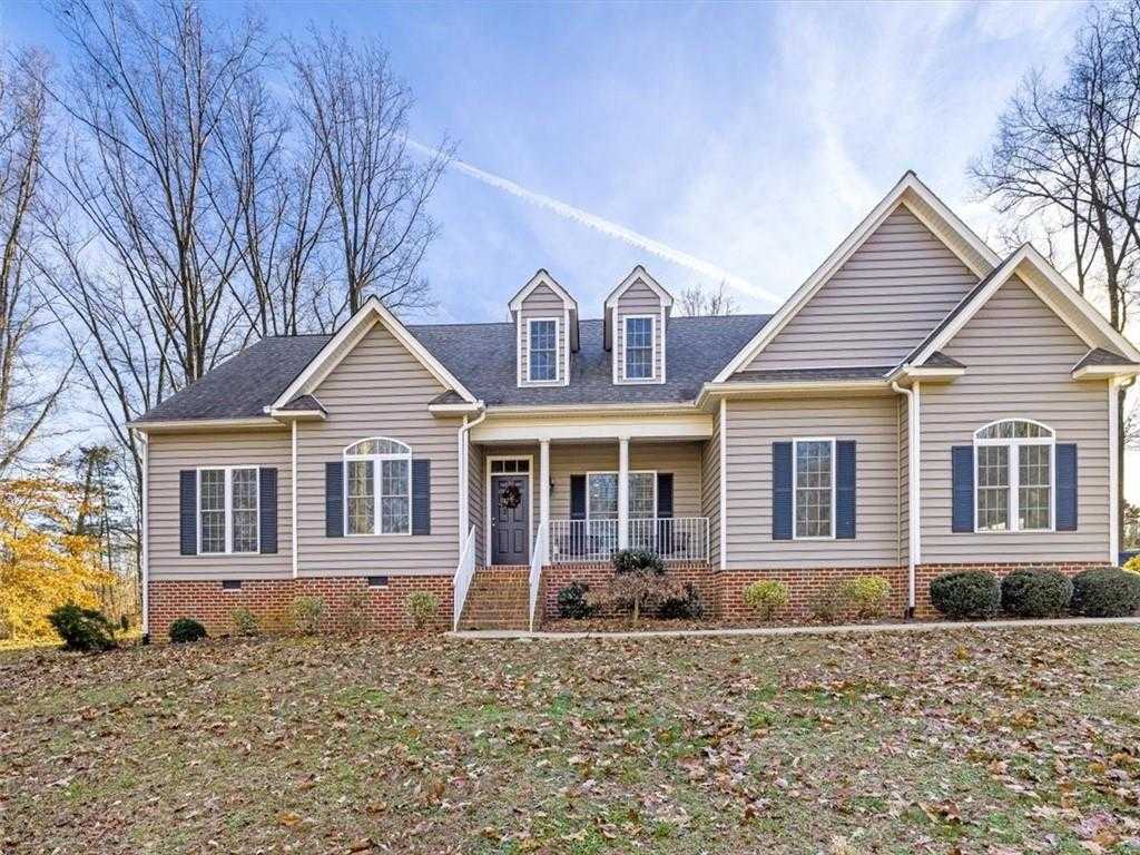 $425,000 - 3Br/3Ba -  for Sale in None, Powhatan
