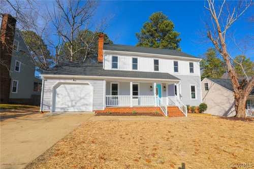 $349,999 - 3Br/3Ba -  for Sale in Summit Point, Chester