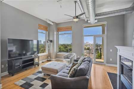 $385,000 - 1Br/1Ba -  for Sale in The View At Chastain, Atlanta