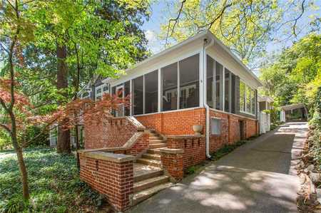 $1,350,000 - 3Br/4Ba -  for Sale in Peachtree Heights East, Atlanta