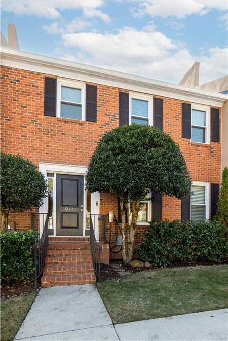 $450,000 - 2Br/4Ba -  for Sale in Lenox Hill Cottages, Atlanta