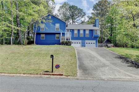 $449,900 - 4Br/3Ba -  for Sale in Hickory Grove, Acworth