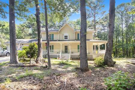 $305,000 - 3Br/3Ba -  for Sale in Lake Forest, Douglasville
