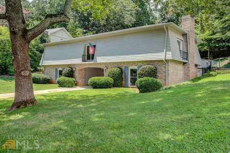 $679,900 - 3Br/3Ba -  for Sale in Brooklawn Manor, Brookhaven