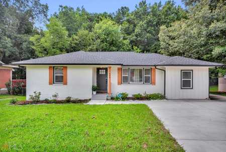 $354,900 - 3Br/2Ba -  for Sale in Columbia Manor, Decatur