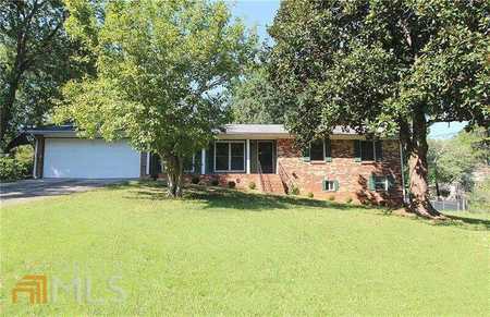 $309,000 - 3Br/2Ba -  for Sale in Foxfire Forest, Smyrna