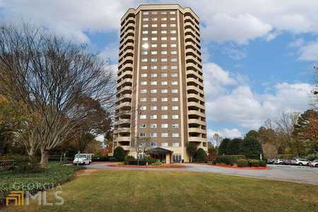 $167,000 - 1Br/1Ba -  for Sale in Somerset Heights, Decatur